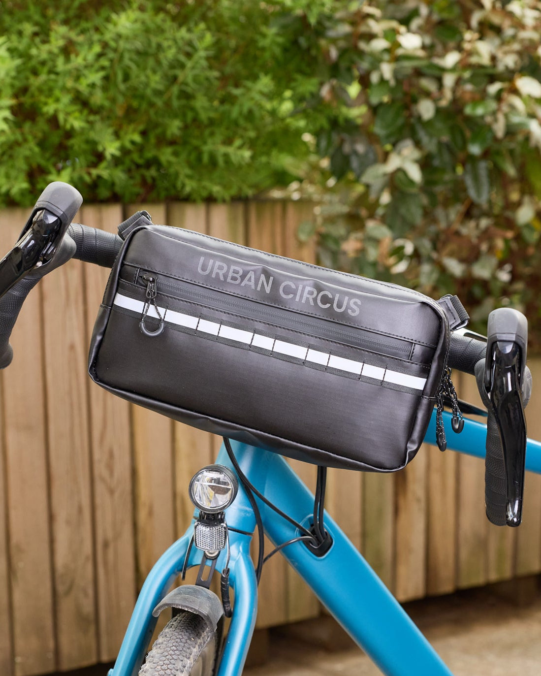 sac-sacoche-guidon-velo-3-litres-modulable-impermeable