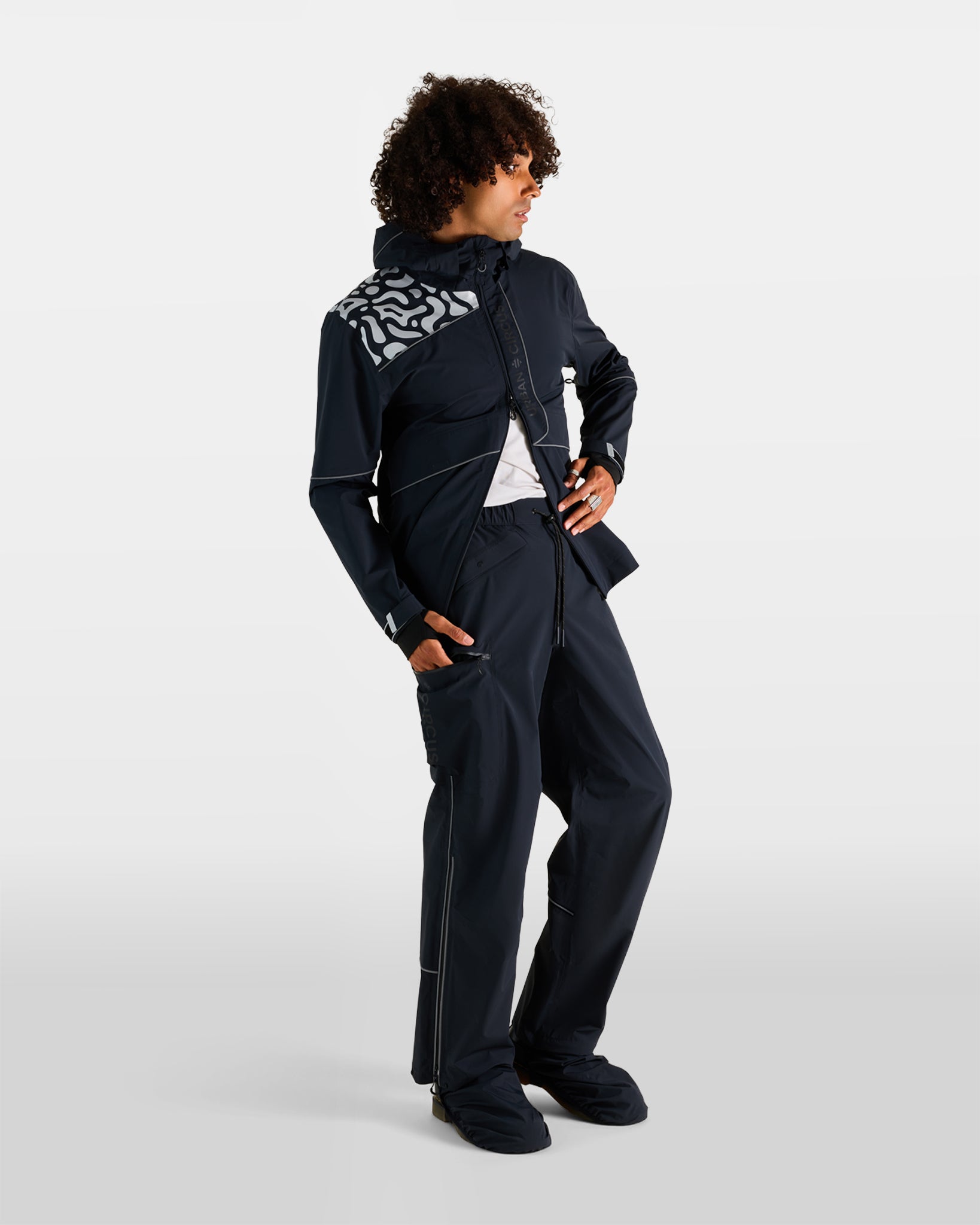 veste-legere-bvouac-3-en-1-noire-motif-splash-homme_1