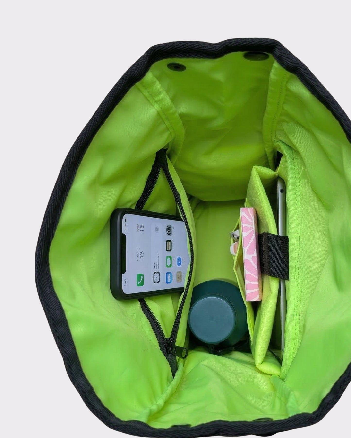 sac-a-dos-ucrr-motif-jungle-reflechissant-velo-small-interieur-fluo-poche-tablette