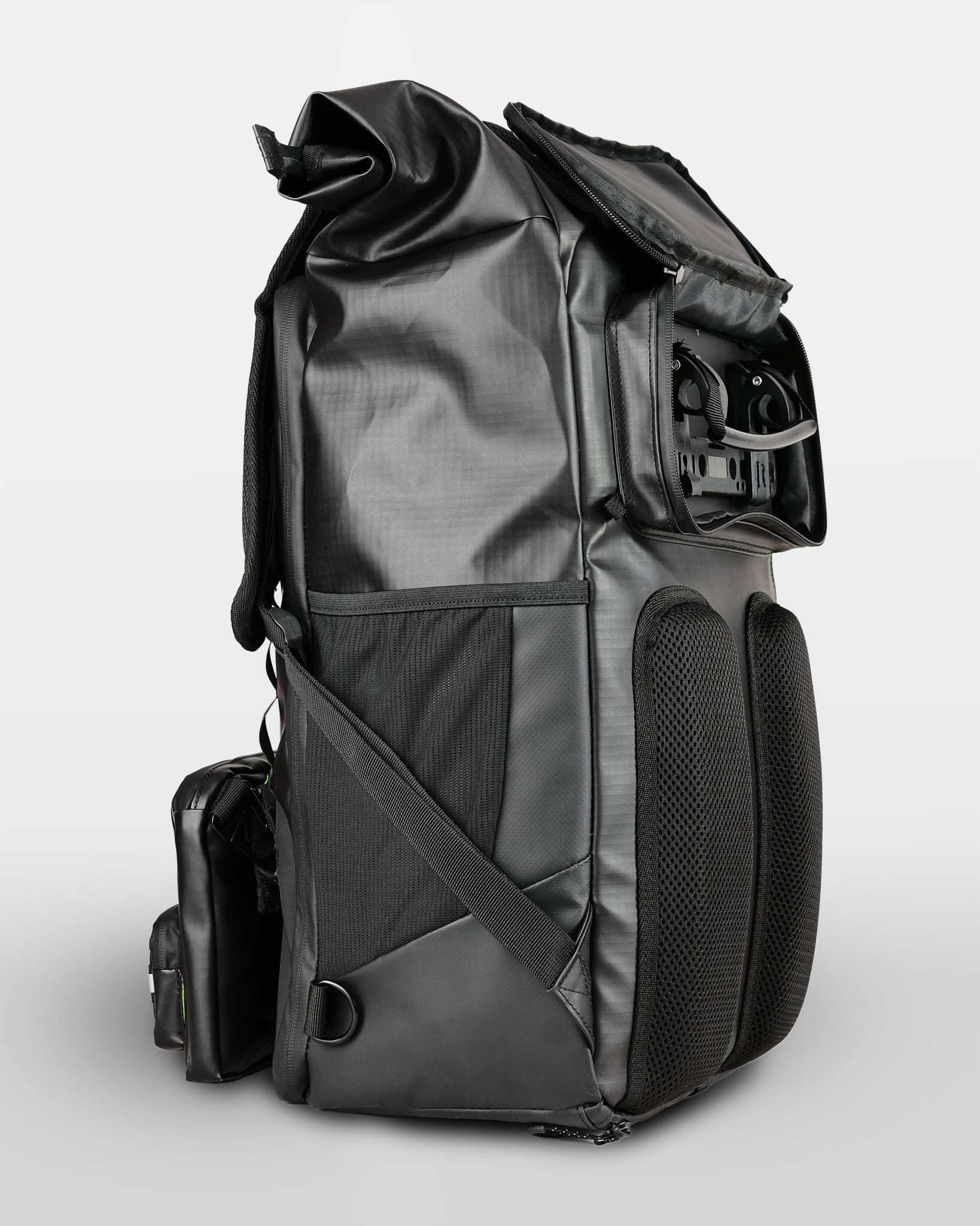 sac-a-dos-modulable-sacoche-velo-impermeable-cyclotourisme-noir-dos-systeme-accroche-porte-bagage-profil
