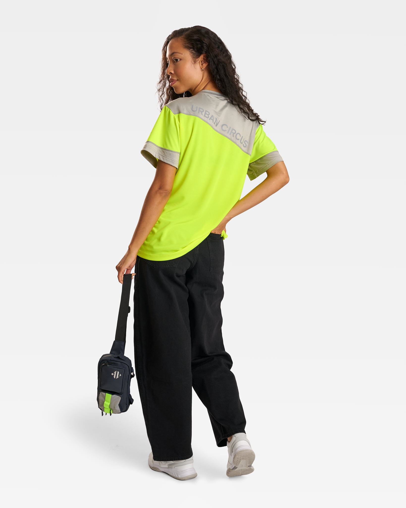 tshirt-respirant-running-jaune-femme-cyclisme