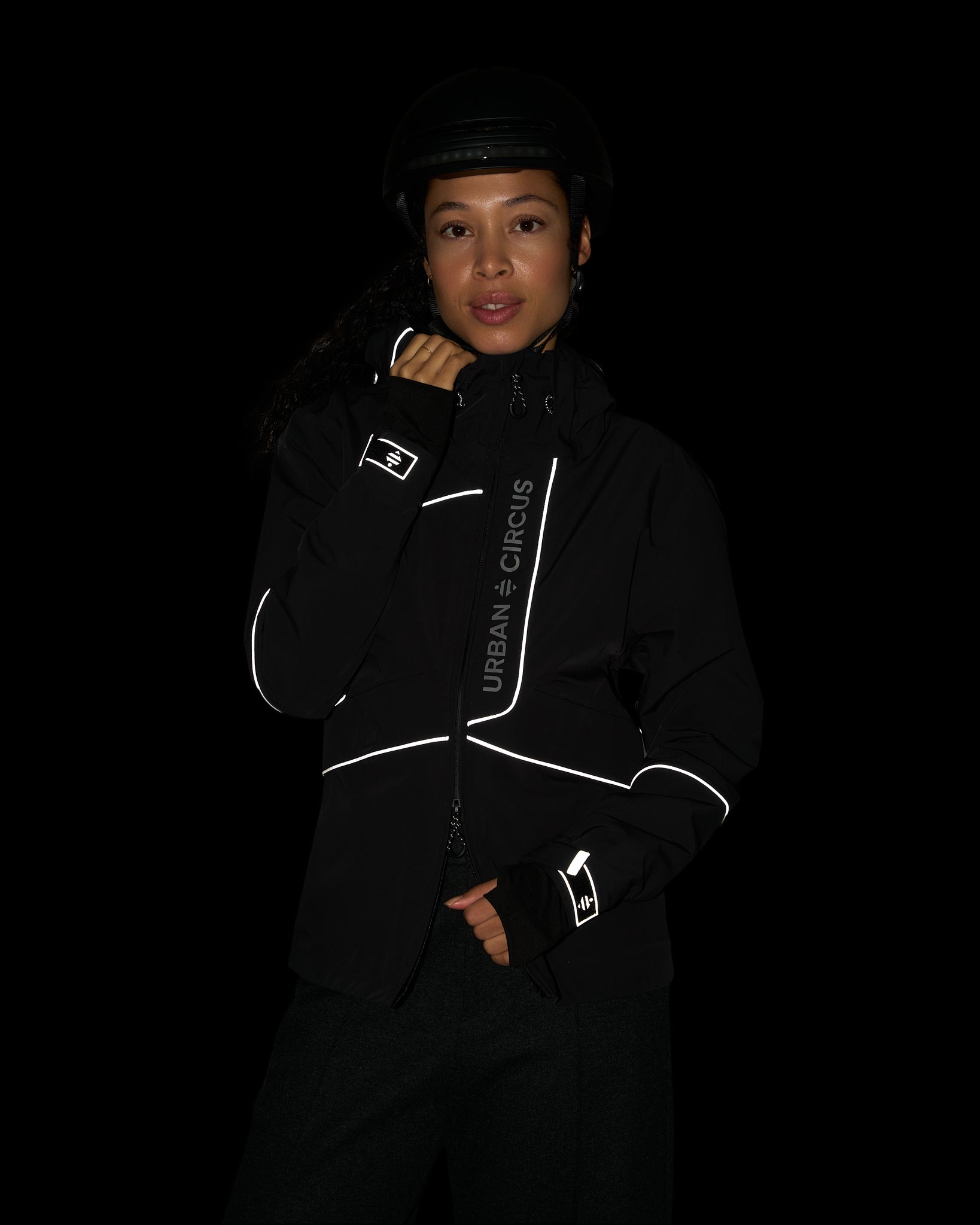 bouvac-veste-technique-respirante-impermeable-reflechissante-noire-femme