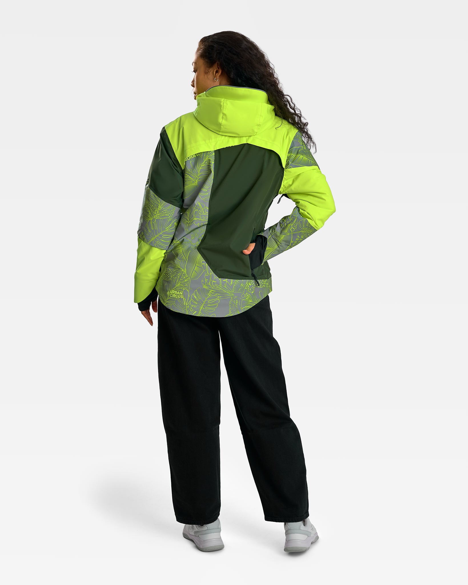 repop-hiver-veste-velo-urbaine-chaude-visible-vert-fluo-motif-jungle-impermeable-reversible-femme