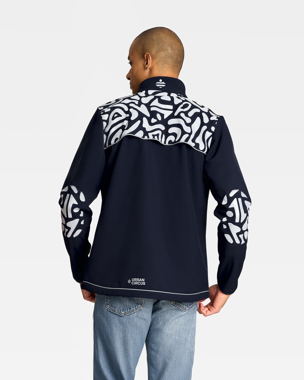 softshell-orso-bleue-marine-motif-polaire-deperlante-velo-homme-dos
