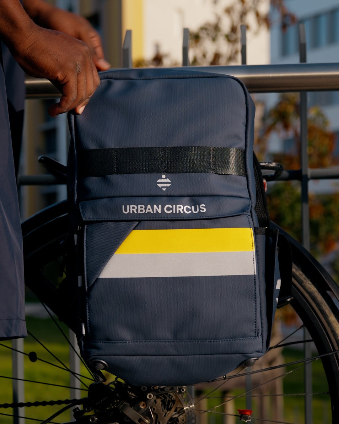 sac-a-dos-sacoche-porte-bagage-velo-escaper-urban-circus