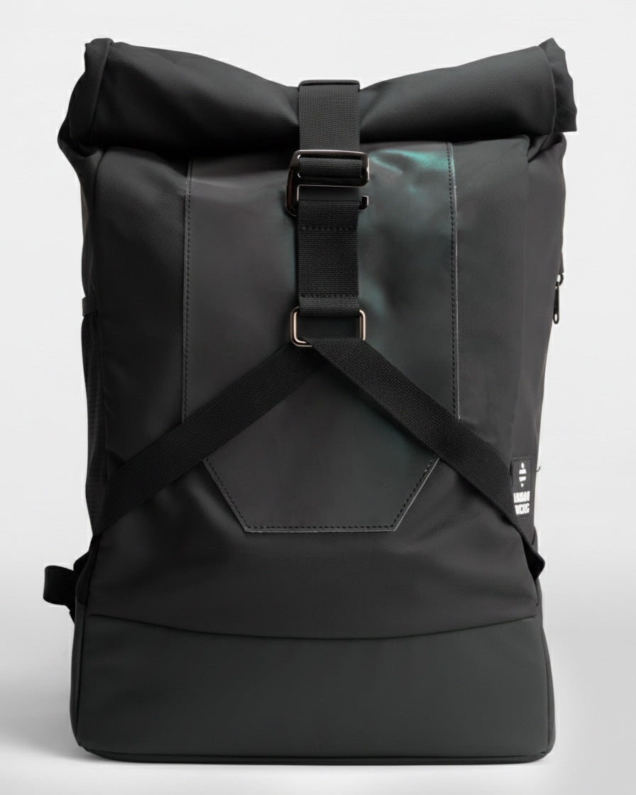 sac-a-dos-velo-ville-reflechissant-rainbow-impermeable-rolltop-urban-circus-noir