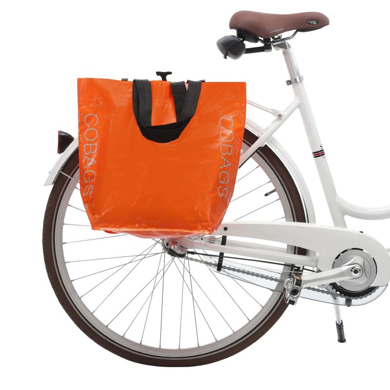 SACOCHE ARRIERE VELO DOUBLE BASIL IMPERMEABLE MAGNOLIA 35L POPPY ROUGE  FIXATION SANGLES SUR PORTE BAGAGE (43x28x30cm) 