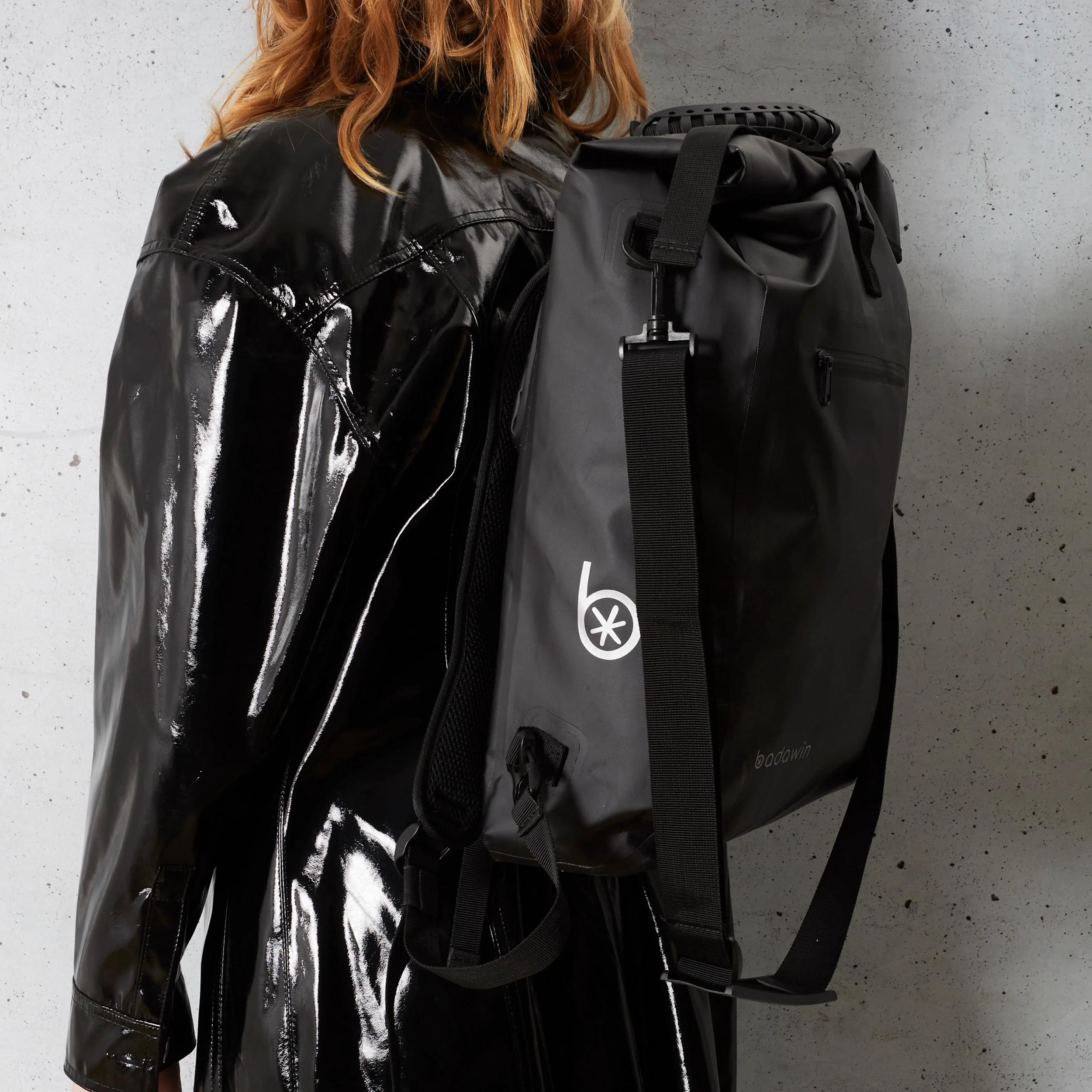 Sac à dos vélo avec housse de pluie 18L 775g Raptors Sports - TLH