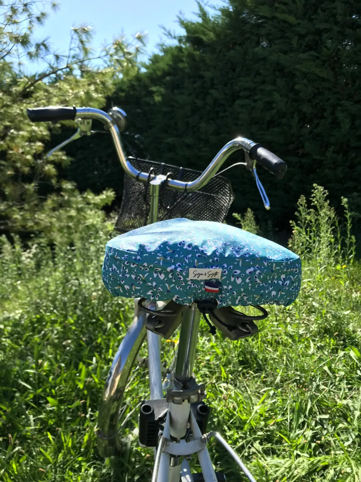 Housse de selle de vélo, housse de confort de selle de vélo en mousse à  mémoire de forme 18 x 28cm x 3,5 cm antidérapante avec réfléchissant