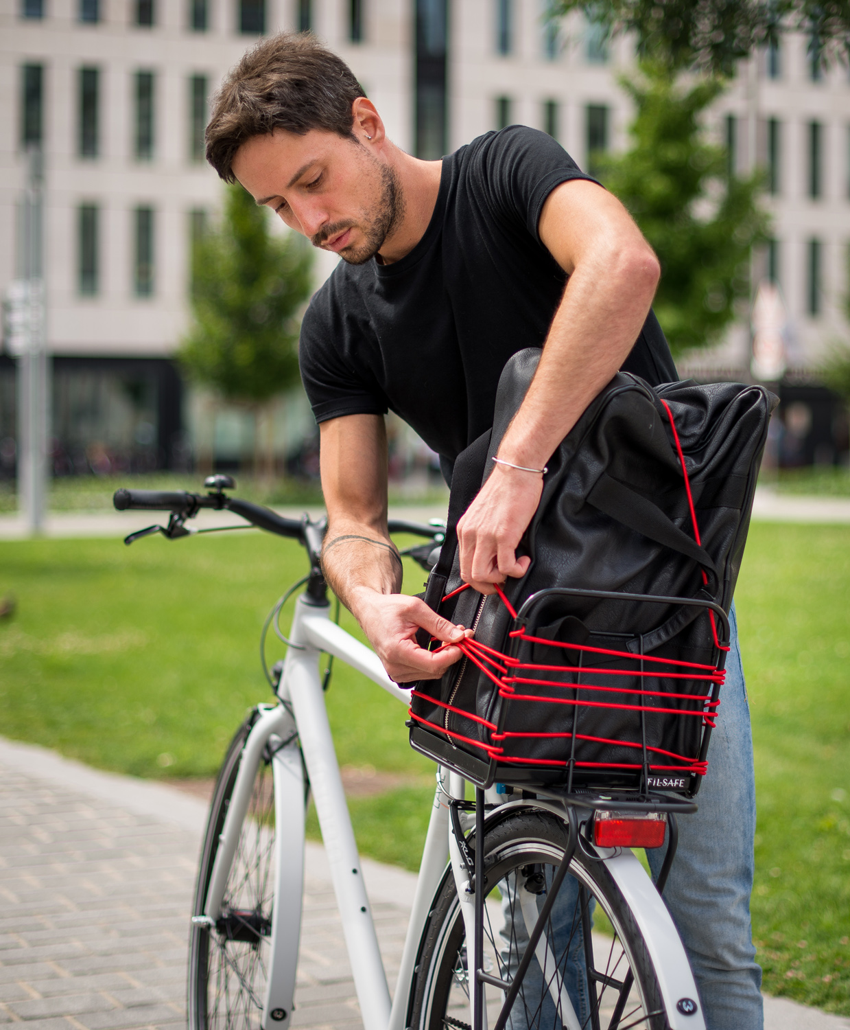 panier-velo-transport-flexible-sandow-bags-and-bike-I