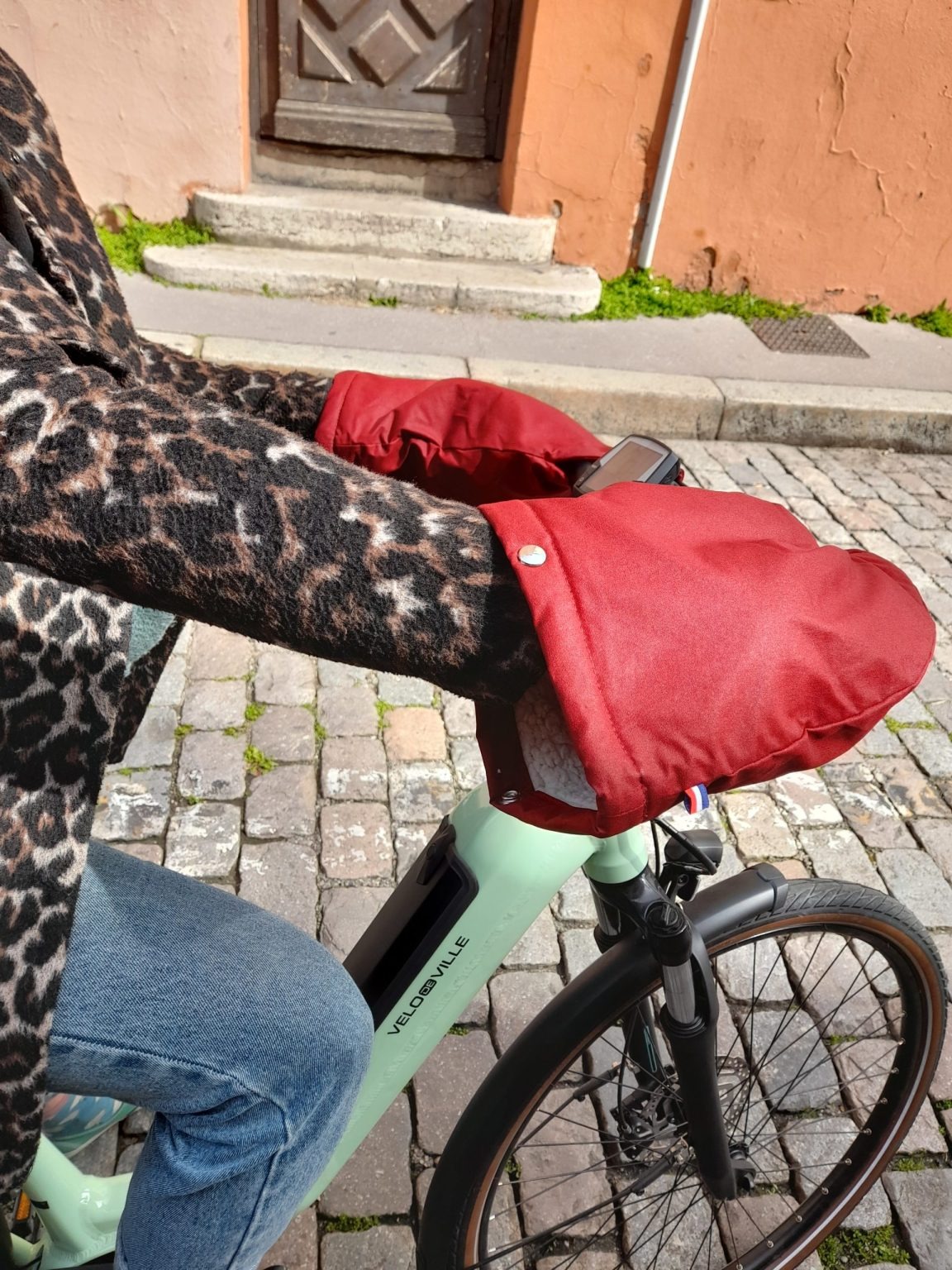 Manchons vélo ville léopard rose TUCANO URBANO
