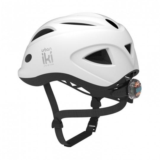 casque-enfant-velo-urban-iki-avec-fermeture-securisee-au menton-aeration-parfaite-blanc
