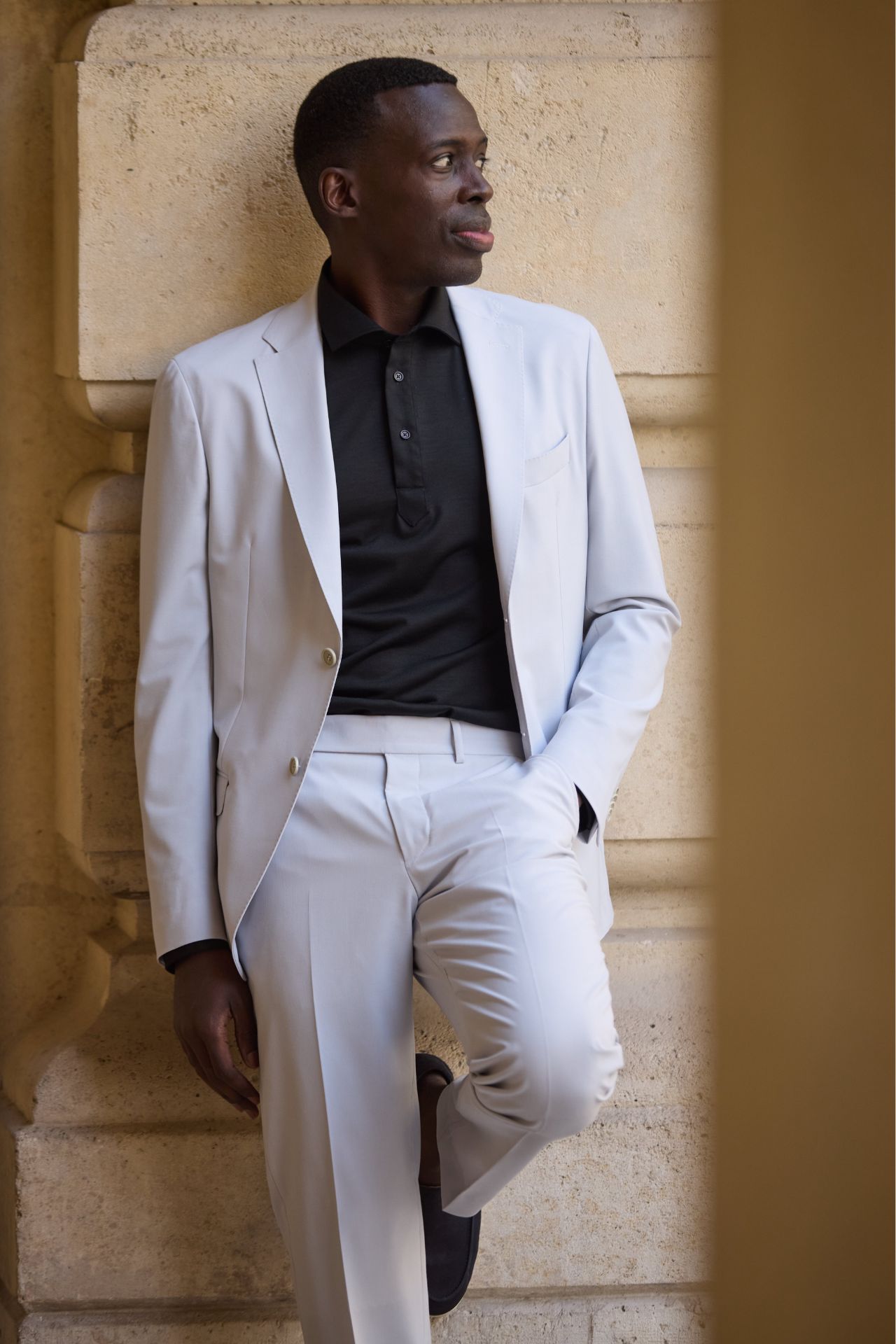 polo-en-laine-merinos-homme-velo-thermoregulant-col-italien-peu-froissable