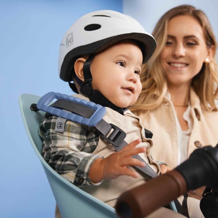 casque-velo-enfant-urban-iki-s-avec-ouvertures-de-ventilation-et-legerete