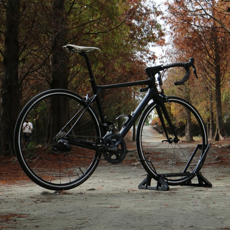 Présentoir rool roue av-ar 24p 29 | Support velo | Vélo universel