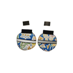 cache-oreilles-fond-blanc