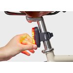 thousand-adaptateur-multiusage-pour-fixer-le-feu-arriere-au-velo