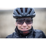 cache-cou-femme-velo-route