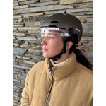 optimiz-casque-velo-lumineux-porte