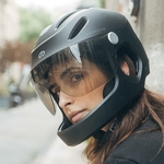 casque-velo-virgo-porte-femme