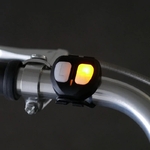 eclairage-CASQUE-turn-et-telecommande-oxiturn-voyants-clignotants