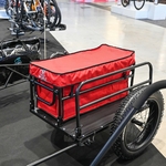 caisse-rouge-pour-velo-arriere-cargo