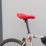 couvre-selle-basic-rouge-velo-urbain