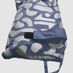 urban-circus-poncho-bleu-attache