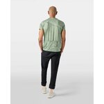 tshirt-sport-respirant-aerotech-sauge-vert-motif-jungle-homme-dos-poches-cycliste