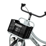 Caisse vélo 15L noire Urban Proof montée à lavant dun vélo