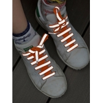 LAC-lacets-reflechissants-velo-trottinette-enfant-adulte-mixte-couleurs-visibilite-visible-orange-fluo-basket_900x