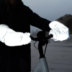 manchons-velo-reflechissants-noir-visible-velo-guidon-froid-hiver-mains-securite