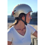 casque-velo-eclairage-integre-avant-arriere-brillant