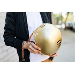 casque-thousand-heritage-stay-gold-lifestyle