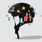 casque-avec-stickers-decoratifs-rainette-personnages-animaliers