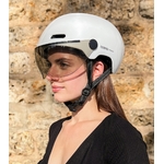 Casque-velo-urbain-avec-feu-integre-blanc-brillant