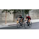 casque-sena-r2-connecet-avec-haut-parleurs-integres-avec-design-aerodynamique-et-connexion-bluetooth-noir-blanc