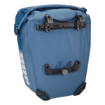 sacoche-double-velo-sacoche-randonnee-bikepacking-thule-shield-25-l-impermeable-bleu