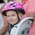 casque-velo-fillette-rose-coeurs