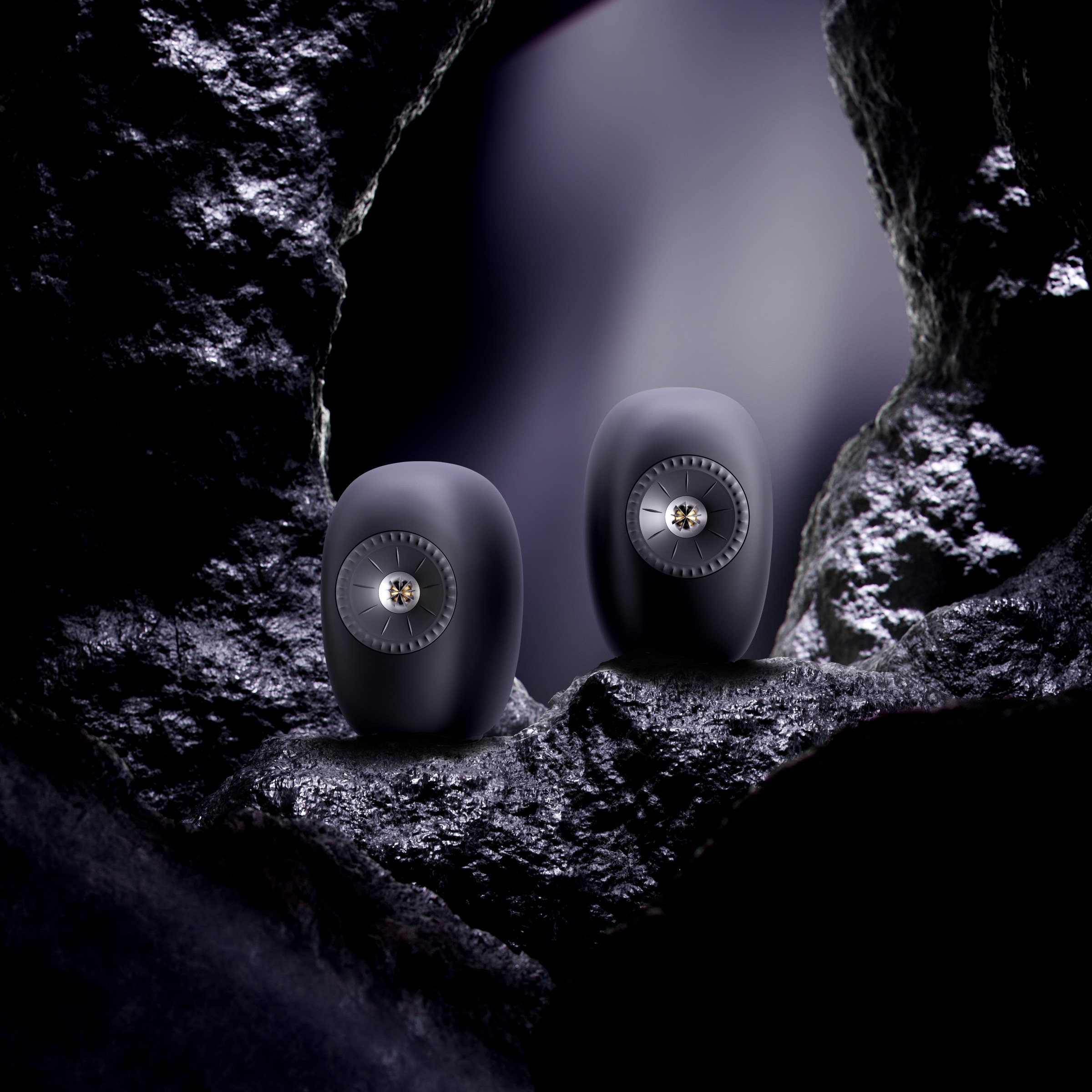 kef-ls-luxe-eclipse-black-carre