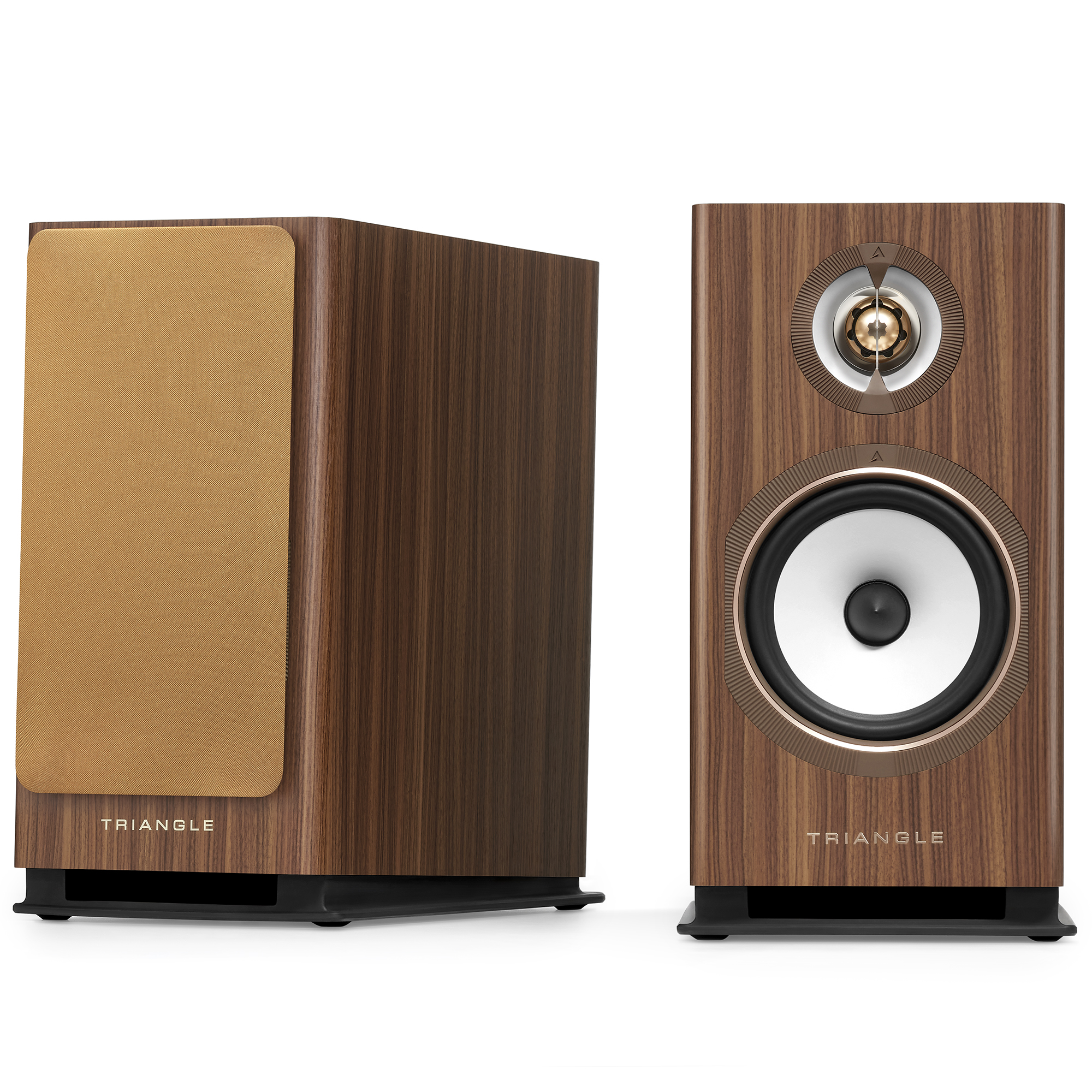 TRIANGLE-SOLSTICE-3-TEAK-PACKSHOT-01