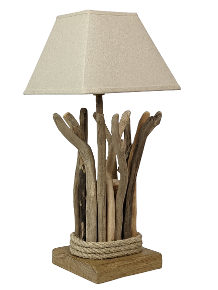 Luminaire design en bois flotté, pour une décoration originale