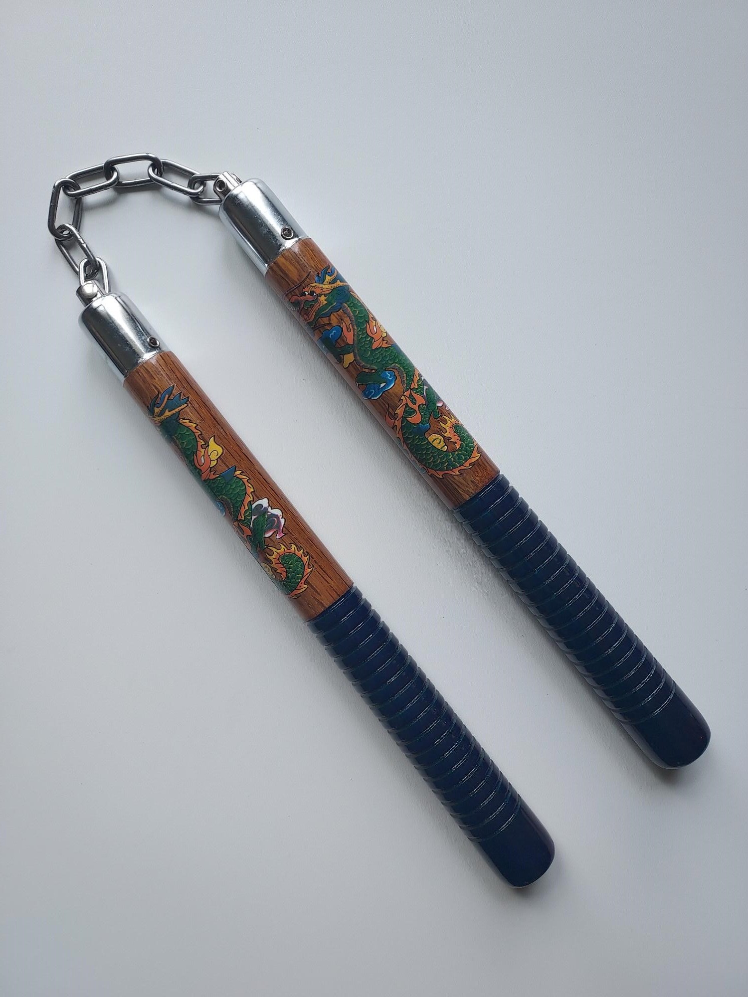 nunchaku bois gravé (2)