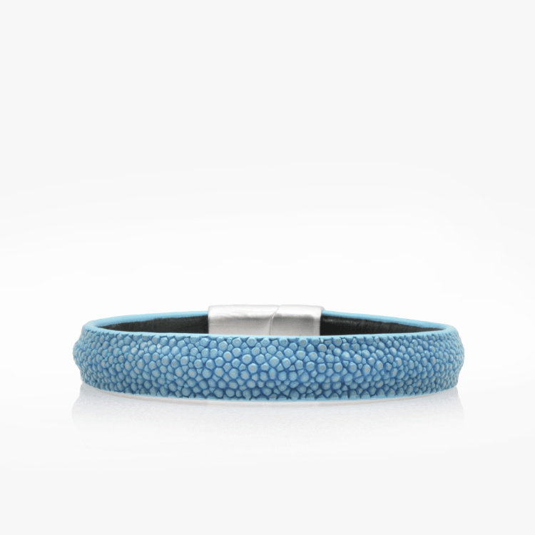 Bracelet Galuchat poncé bleu azur