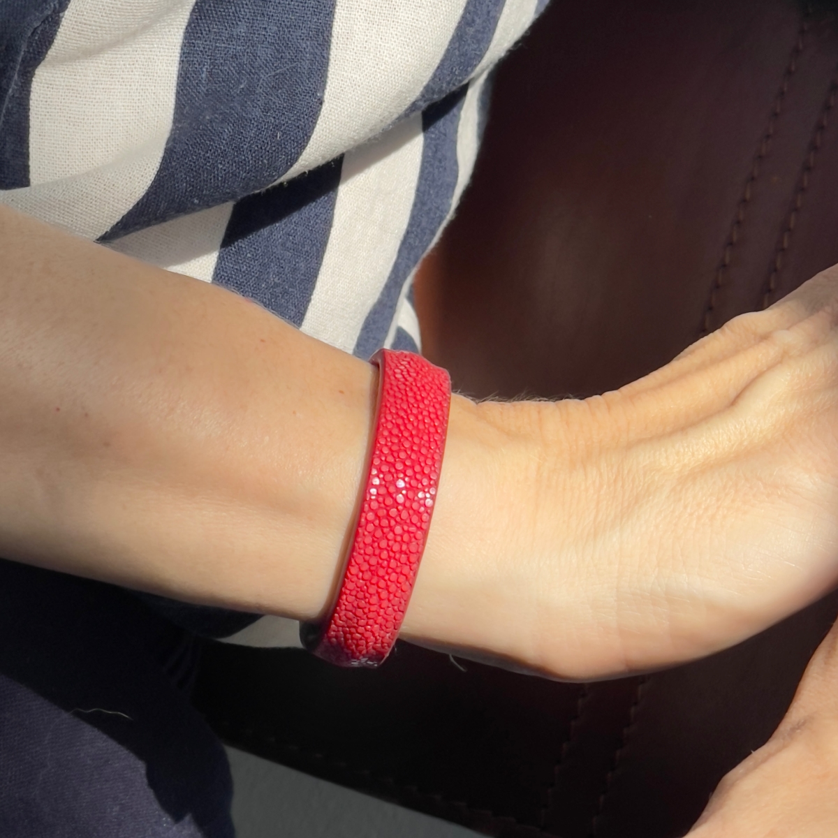 crivellaro-bracelet-galuchat-ponce-rouge-2
