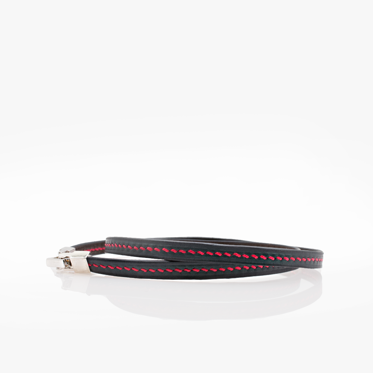 Bracelet Sellier 2 tours | Cuir bleu | Couleur du fil personnalisée