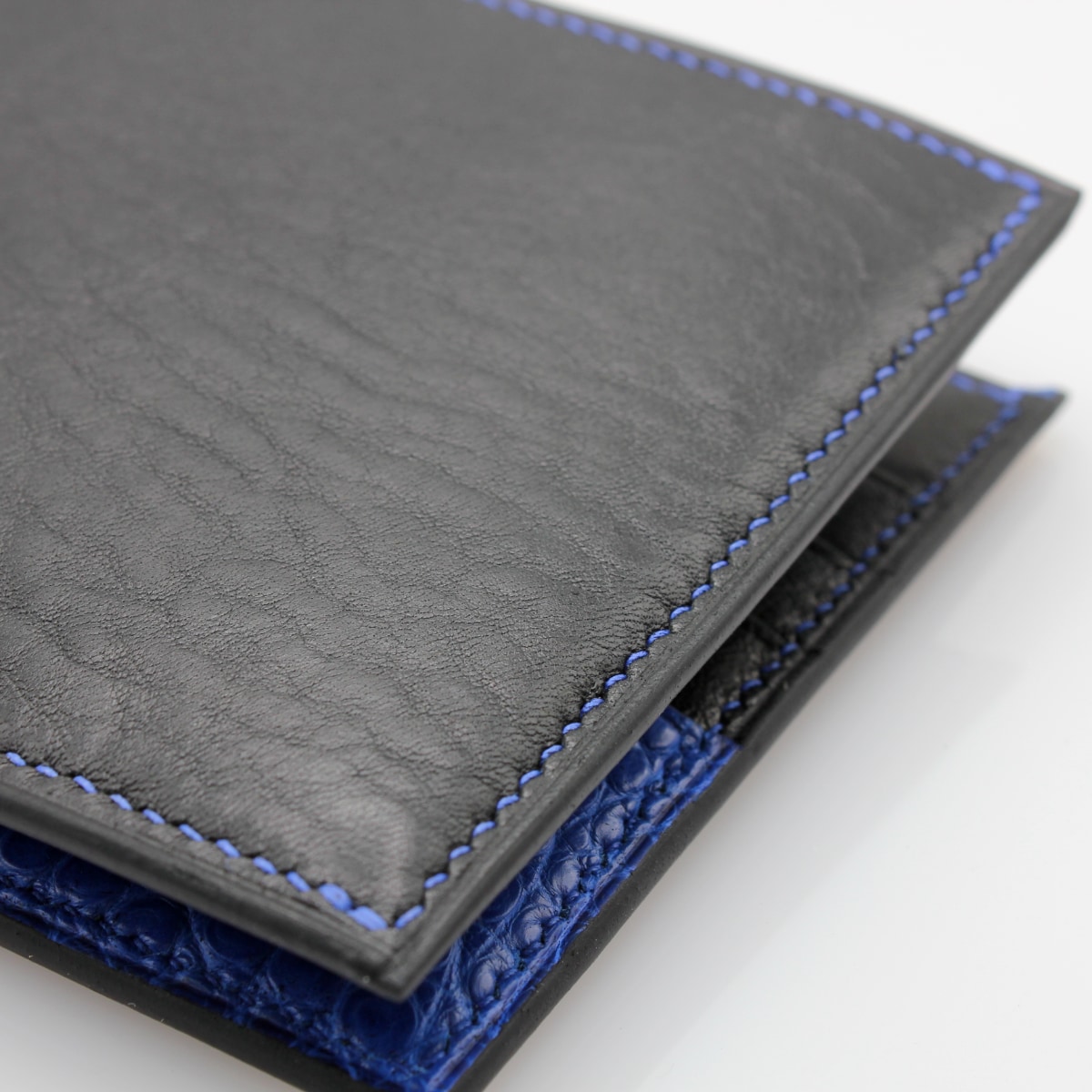 390 Portefeuille classique cuir noir bleu vif couture Crivellaro-Paris