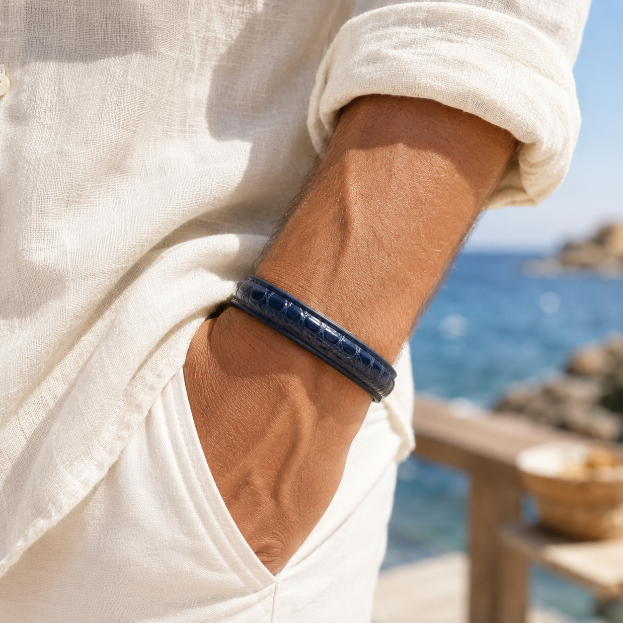 Bracelet crocodile bleu marine