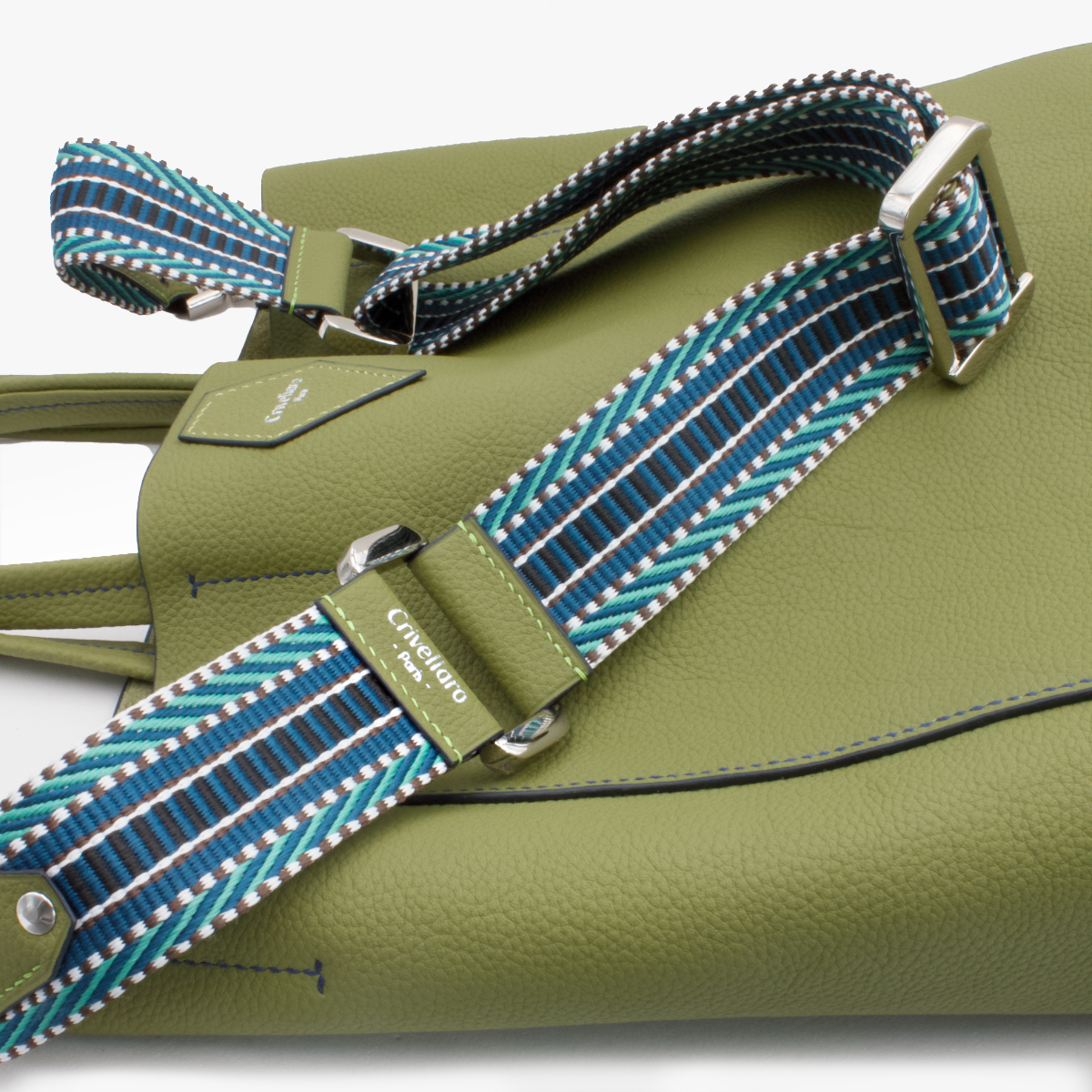 Cabas en cuir vert et bandoulière bleue