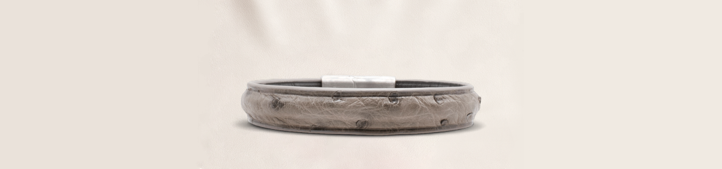 Bracelets en cuir de autruche gris